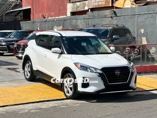 Nissan Kicks Carros en venta