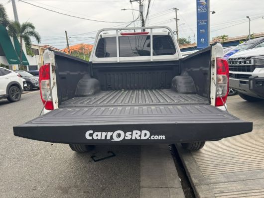 Nissan Frontier Camioneta en venta