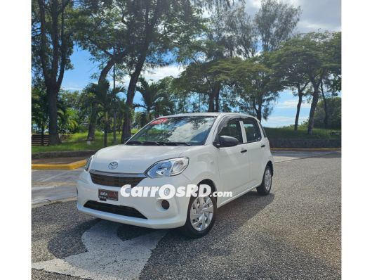 Toyota Passo Carros en venta