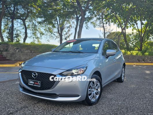 Mazda 2 Carros en venta