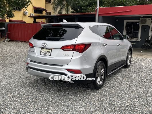 Hyundai Santa Fe Jeepeta en venta