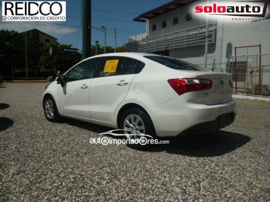 Kia Rio Carros en venta