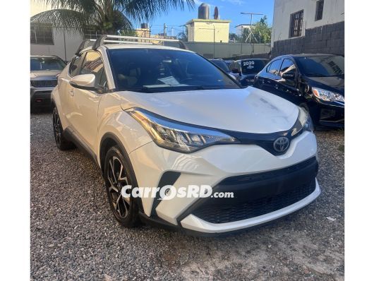 Toyota C-HR Carros en venta