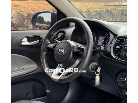 Kia Soluto Carros en venta