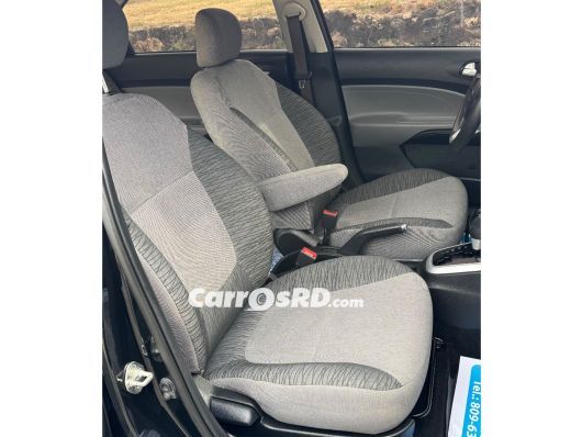 Kia Soluto Carros en venta