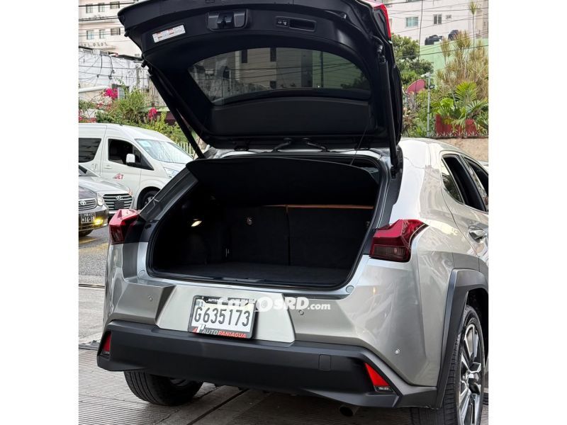 Lexus