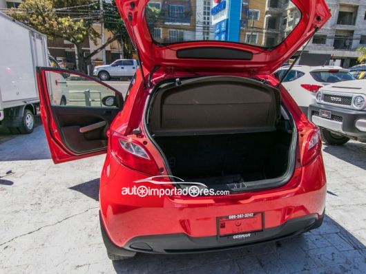 Mazda 2 Carros en venta