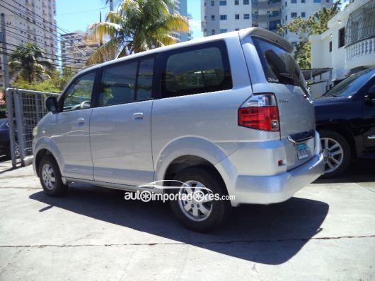 Suzuki APV Minivan en venta